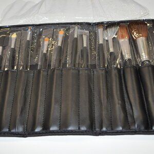 PROFESSIONAL MAKEUP BRUSHES